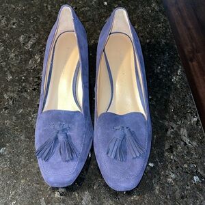 Banana Republic Low Block Heel Tassel Loafer Navy Blue (Suede) Size 8